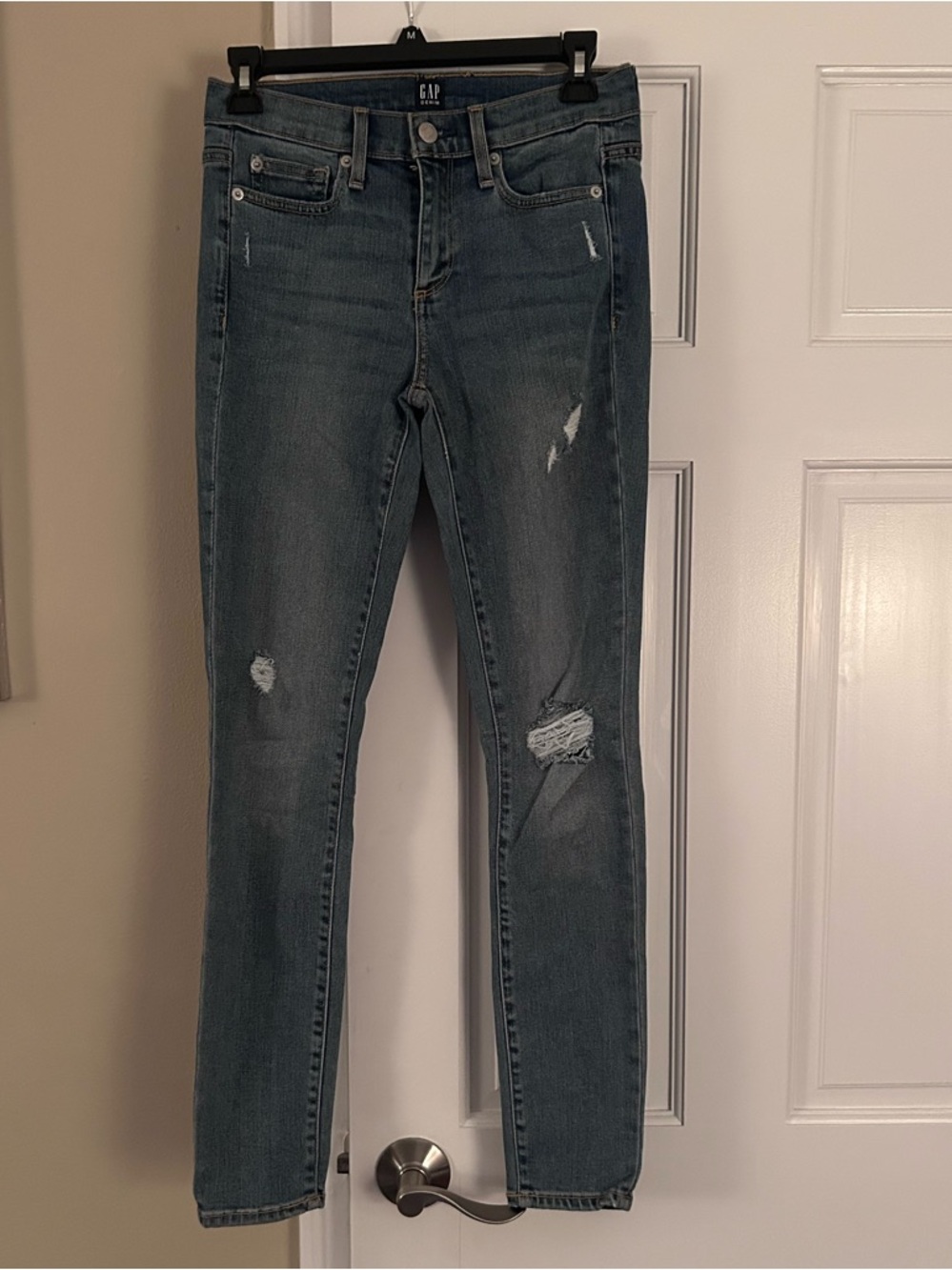 GAP Women's True Skinny Distressed Jeans